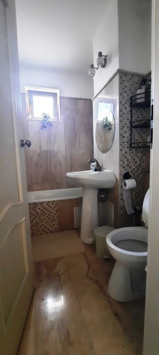 Apartament trei camere de inchiriat in Arad