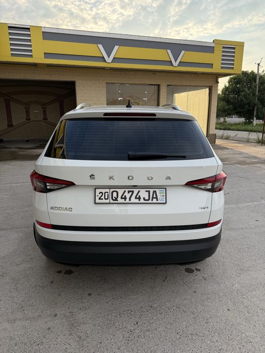 skoda sotiladi srochna