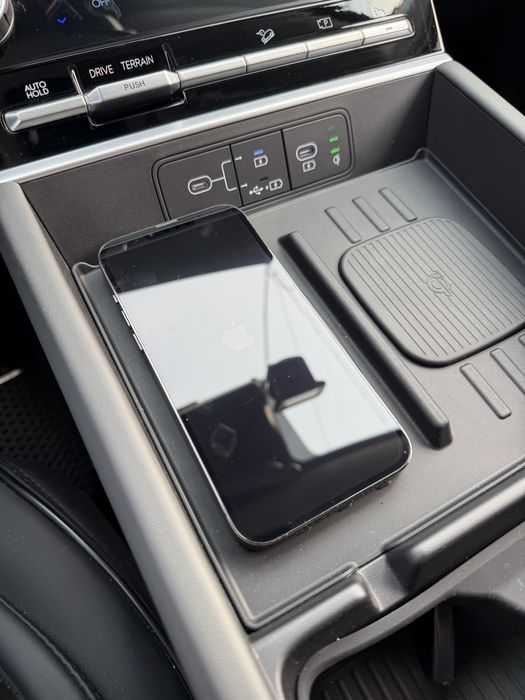 Смартфон Apple iPhone 13 128Gb NanoSIM+eSIM