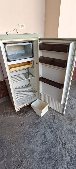 Халадилник      сотилади