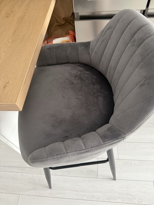 2 Бар стол с метални черни крака