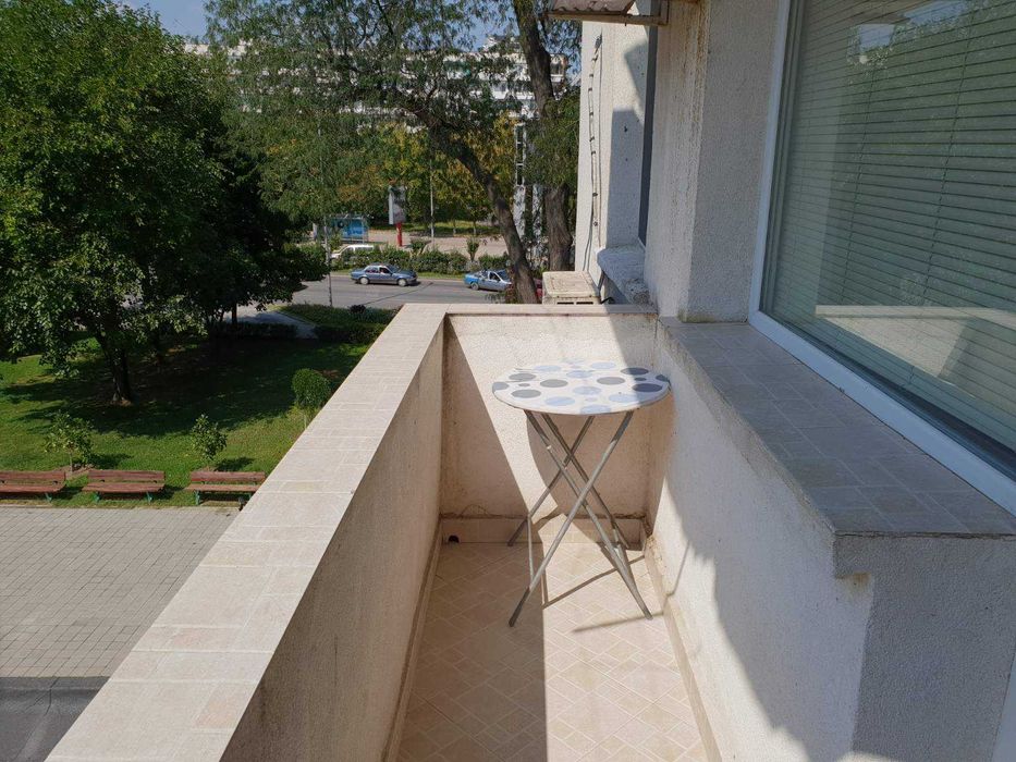 От собственик!Под наем тристаен голям апартамент Кършияка,след ремонт!