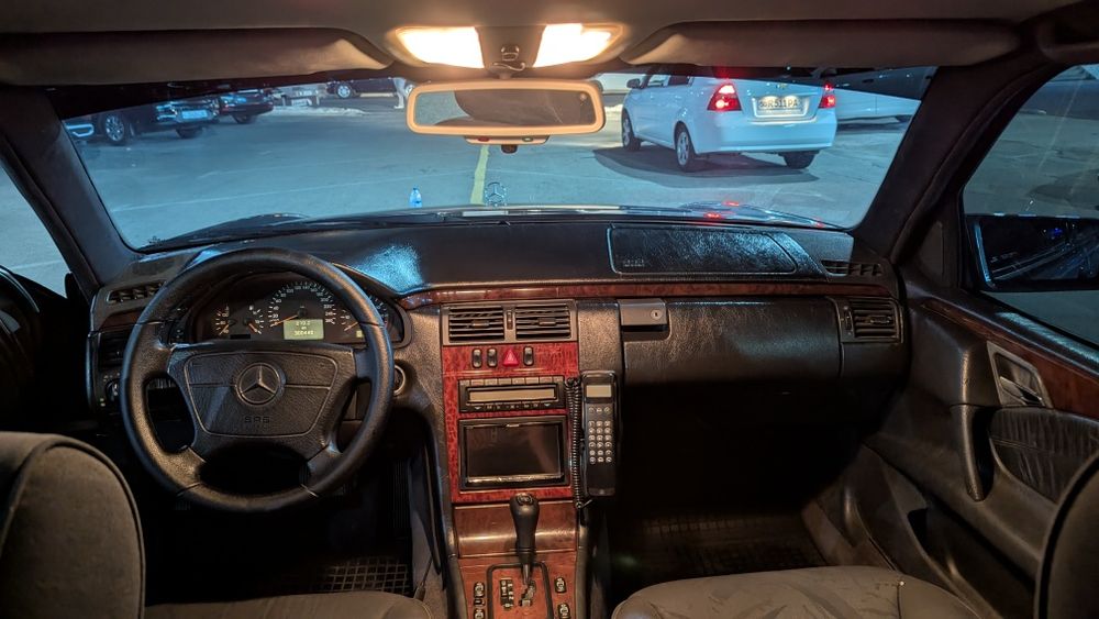 Mercedes Benz w210 3.2