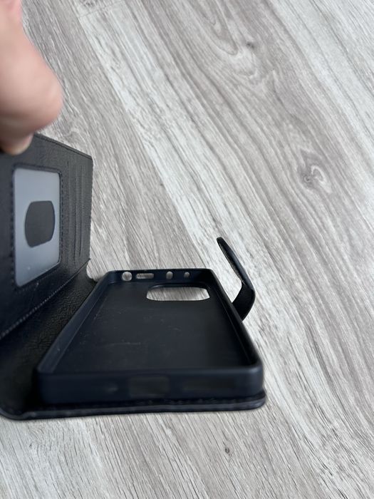 Калъф за смартфон тип тефтер