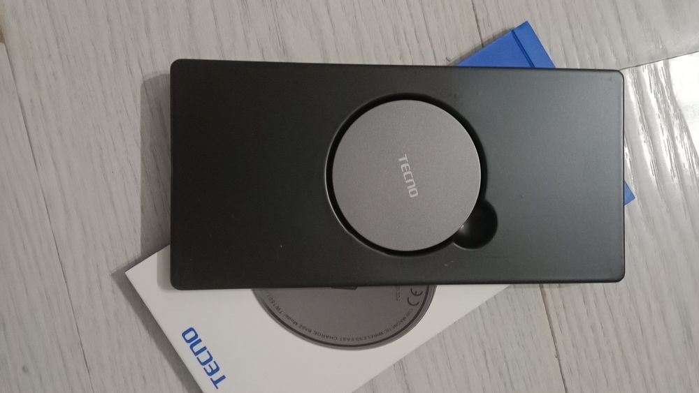 Беспроводная зарядка для смартфонов