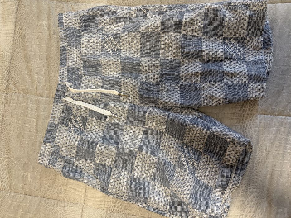 compleu louis vuitton scurt