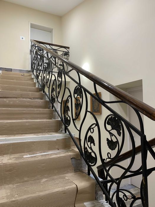 Метални парапети за тераса и стълбище, кован парапет