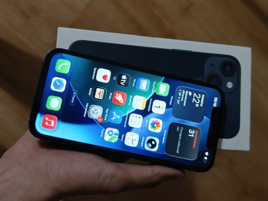 IPhone 13 в хорошем состоянии