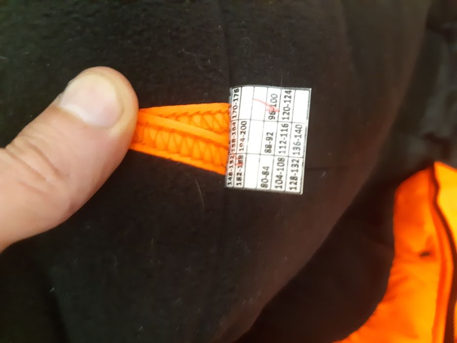 Продам новый зимний костюм