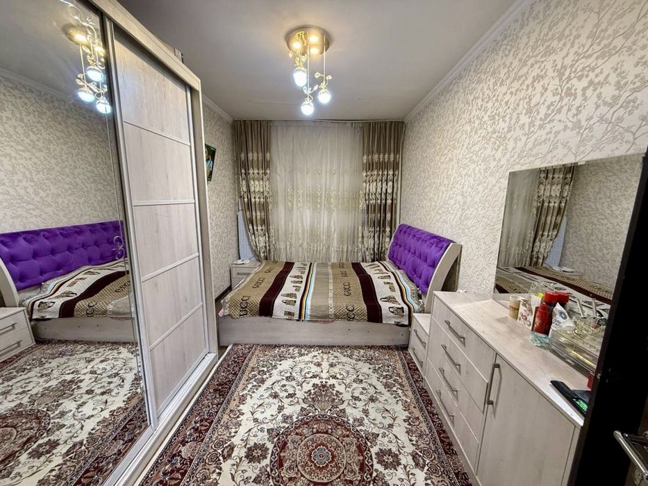 10 худуд 3 хонали уйи сотилади, мебель билан