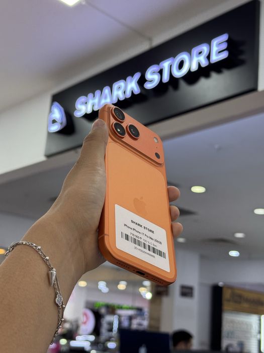 iphone 17 pro max Shark store