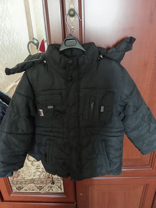 Куртка,Дубленка,Ветровка 1000тг