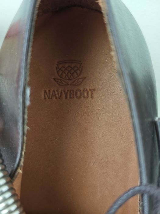 Кожени обивки Navyboot