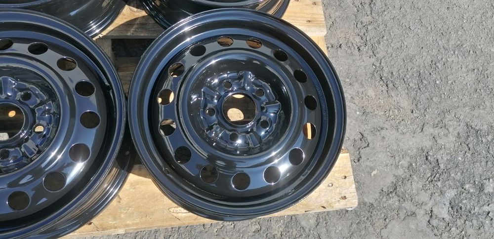 15 цола 5 х 114,3 мм Хюндай Трайджет / КИЯ Карнавал / МАЗДА Ем Пи Ви