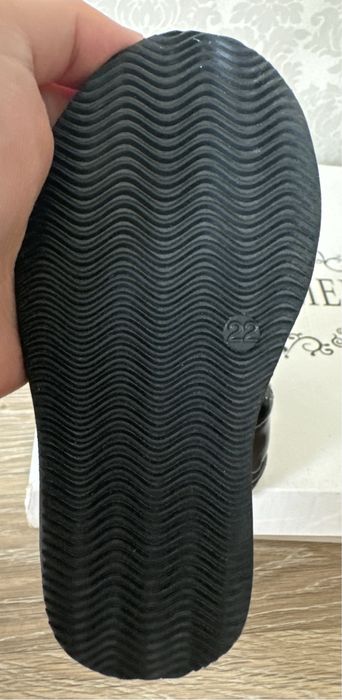 Продается детские туфли для мальчиков