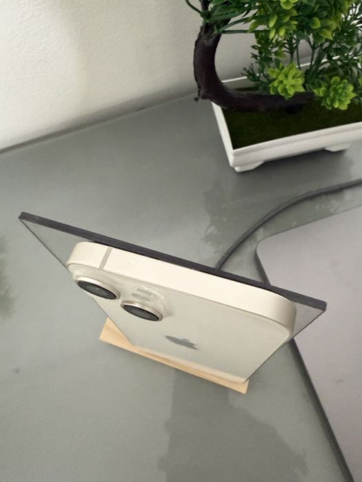 Iphone 14-white