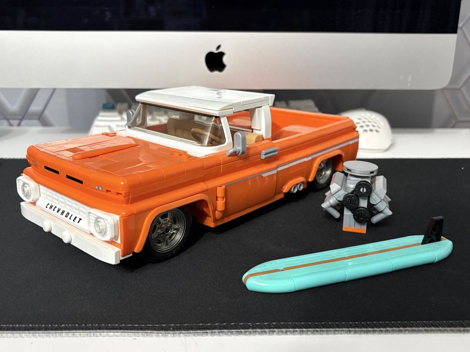 лего HotWheels chevrolet