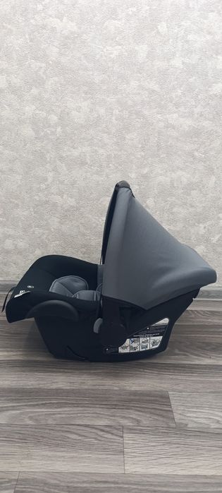 Продам автокресло фирмы Betti 0+