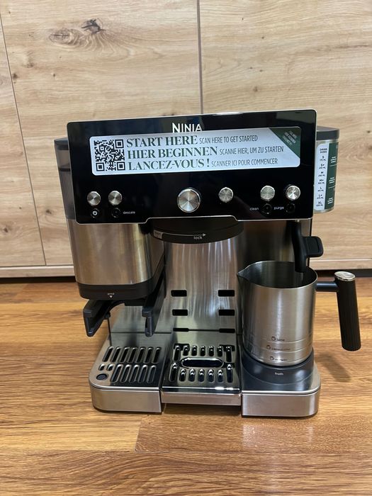 Кафемашина Ninja Luxe Café Essential ES501EU ЧИСТО НОВА