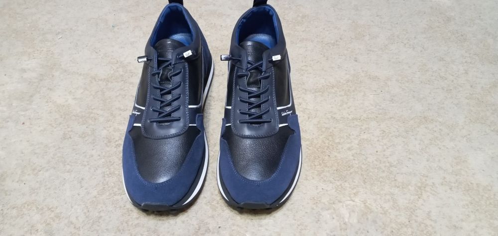 Новые кроссовки, 43-44, кожа