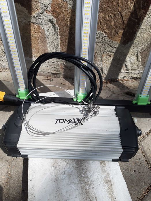 TOMAX 645W Foldable led grow light