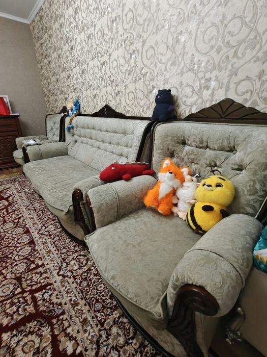 Продается диван в хорошем состоянии