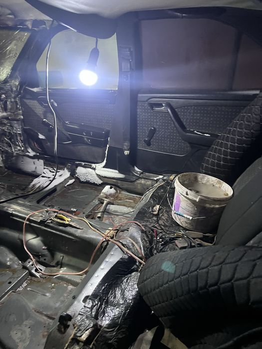 Продам на разбор мерседес w202