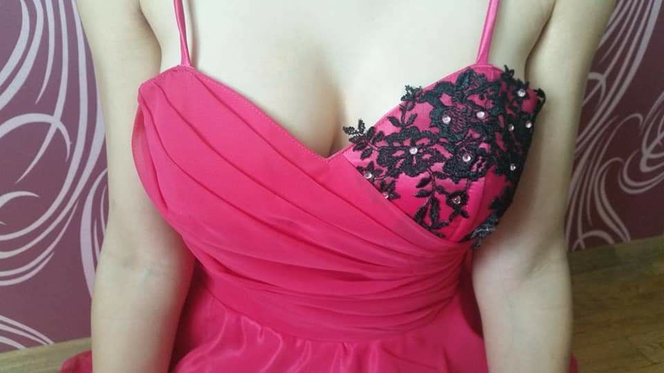 Прекрасна рокля за вашия повод