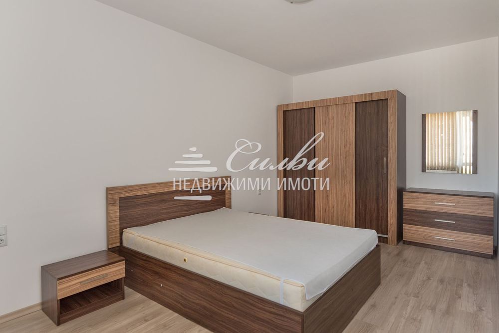 Дава се под наем Двустаен апартамент в Шумен, Център - 76 кв.м за 359.04 € - Снимка #7