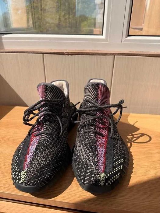 Adidas Yeezy 350 V2 Yecheil