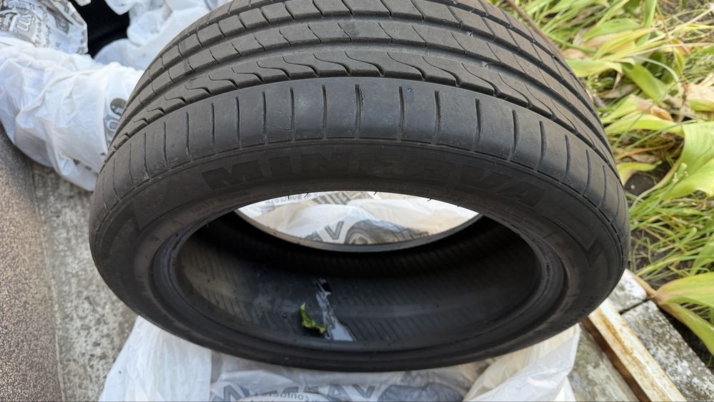 4 anvelope 215/45/R16 2x Minerva Radial F205  – DOT 0421 si 2x anvelope iarna Goodride SW608 Snowmaster – DOT 2023