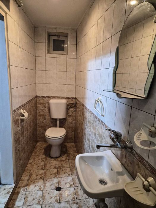 Дава се под наем Къща в Добрич, Център - 65 кв.м за 248.88 € - Снимка #10