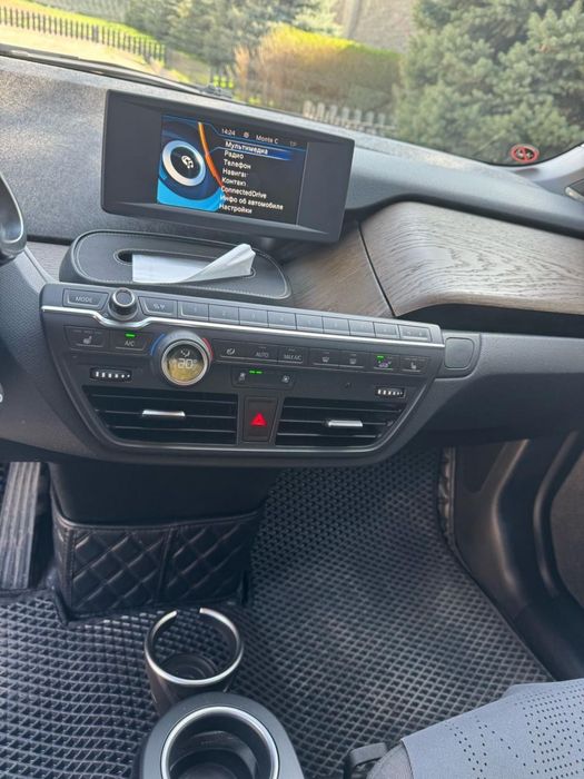Продаю автомобиль BMW I3 гибрид