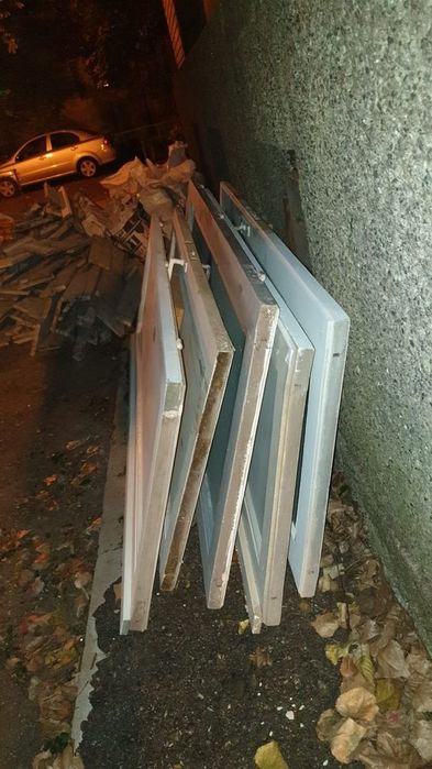 Transport moloz si mobilier debarasare apartamente Bucuresti