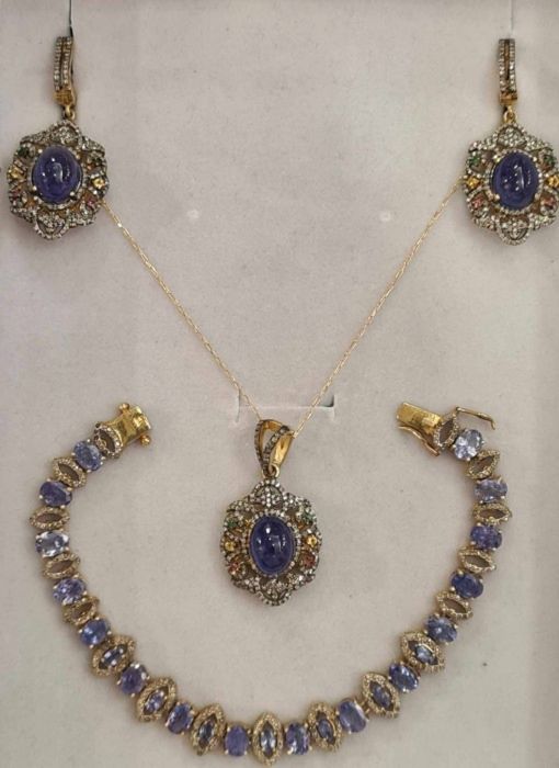 Set din argint 925 % aurit cu diamante si tanzanite naturale