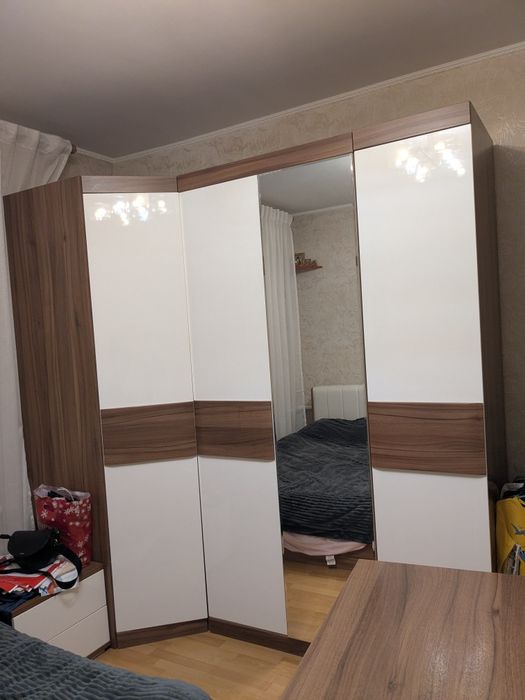 Спальный гарнитур