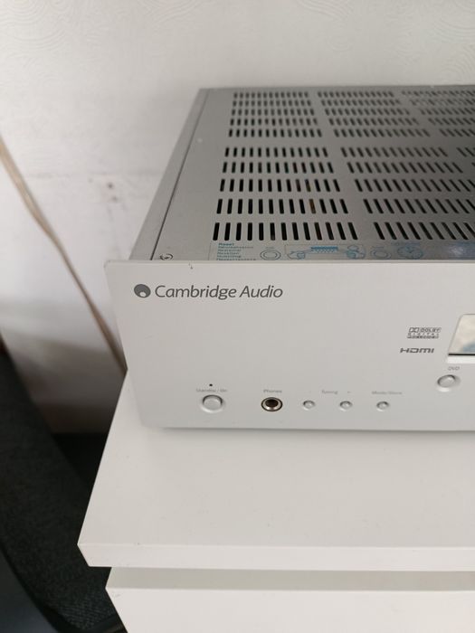 Ресивер Cambridge audio