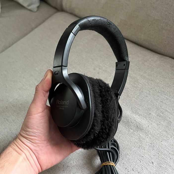 Casti Roland RH 5 monitor, functionare perfecta, stare buna cablu lung