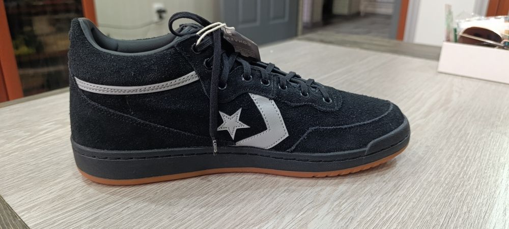 Продаю Converse Fastbreak Pro Mid Black
