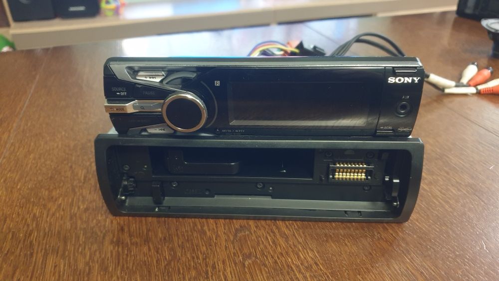 Авто плеър радио музика за кола Сони Sony USB AUX