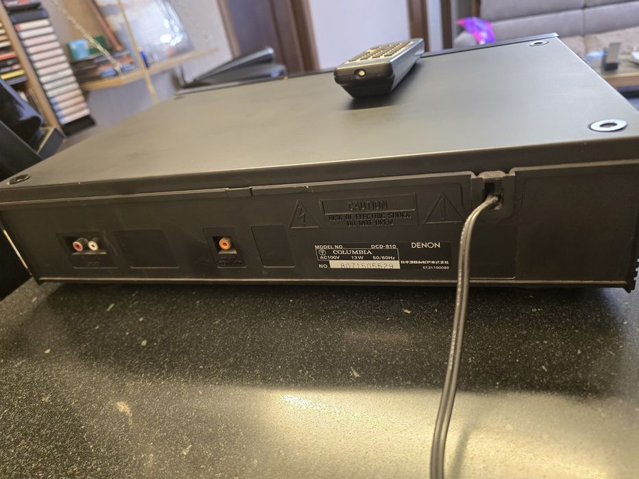 CD проигрыватель Denon dcd 810
