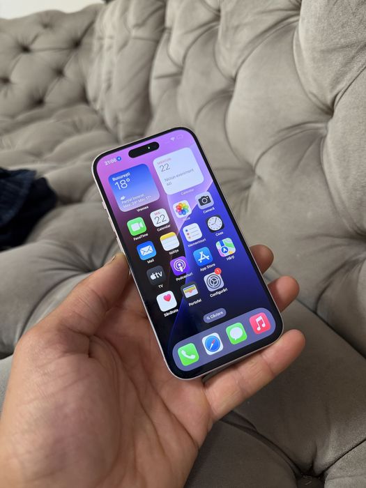 Iphone 15 128 GB pink baterie 90%