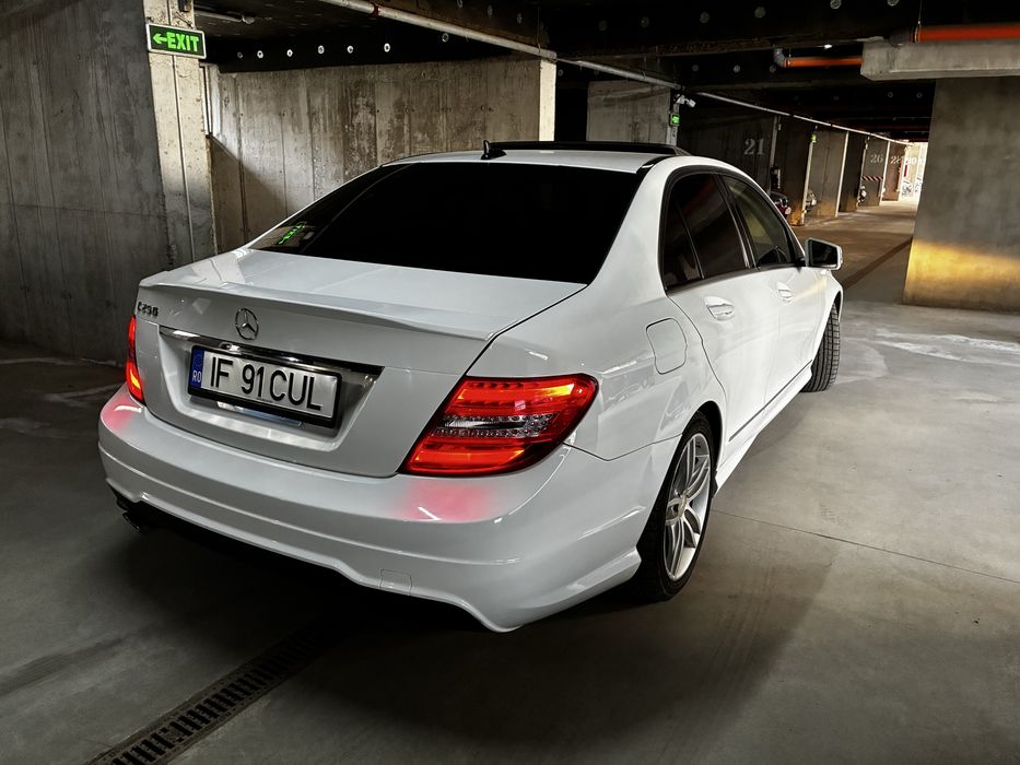 Mercedes C250 model SUA