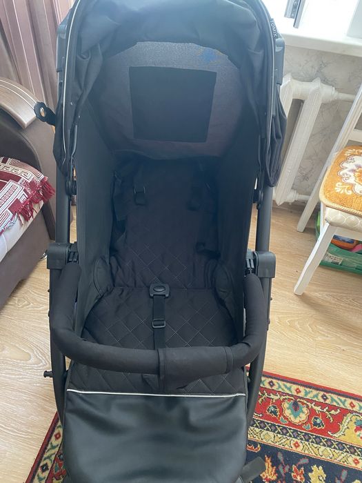 Продам коляску tomix