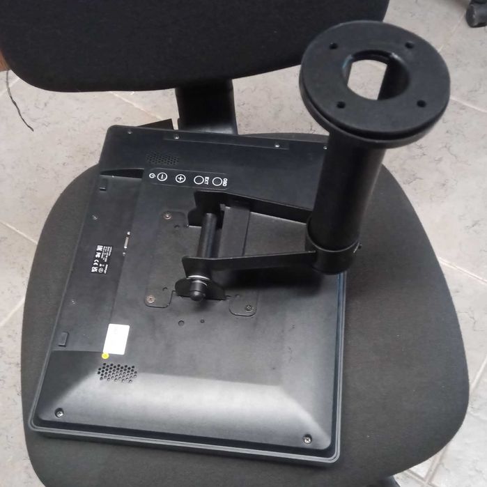 Ecran touch pentru POS si scanner cod bare