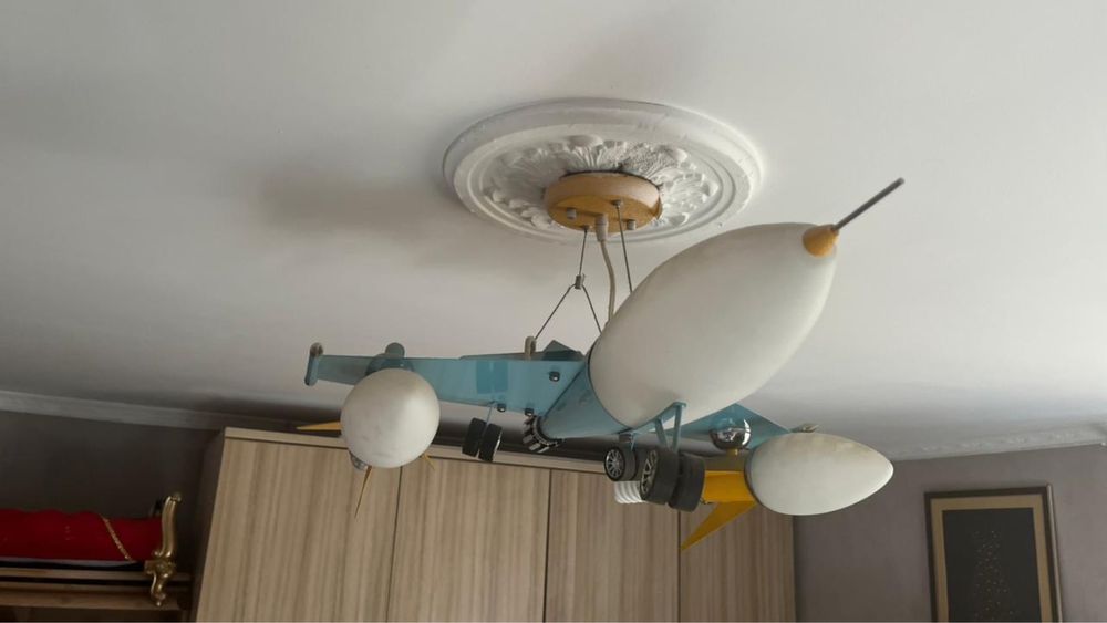 Продам Люстры в хорошем состоянии