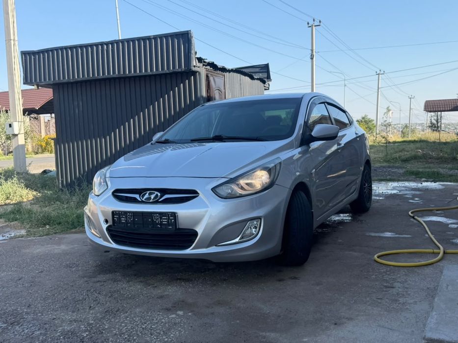 Hyundai акцент 2014