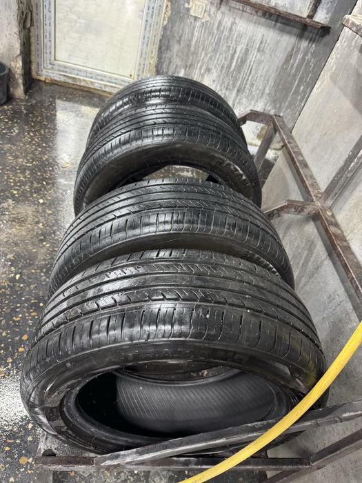 Продам покрышку Trazano