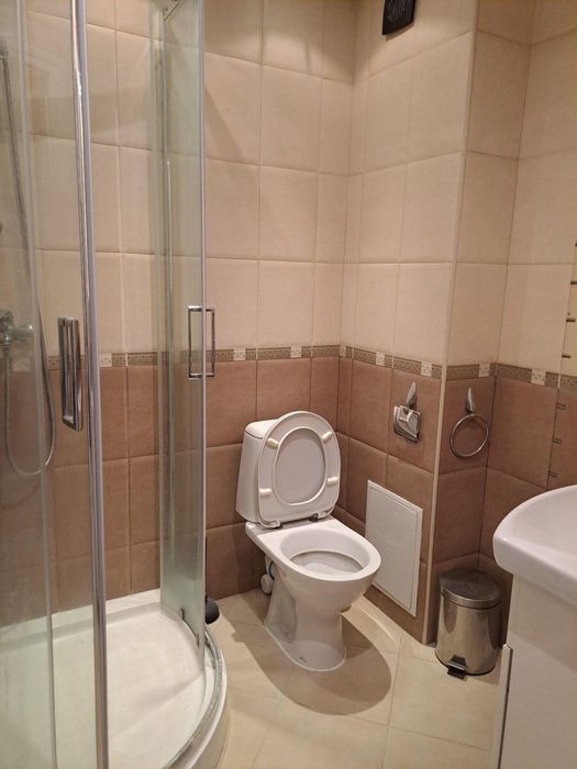 Дава се под наем Двустаен апартамент в София, Гео Милев - 65 кв.м за 656.88 € - Снимка #9