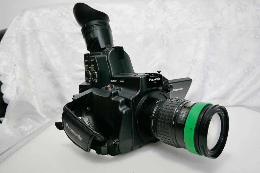 Cameră video AVCHD, Panasonic AG-AF101E